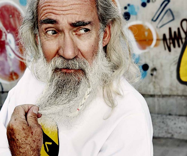 Portraits von Senioren im urbanem Umfeld Hamburgs